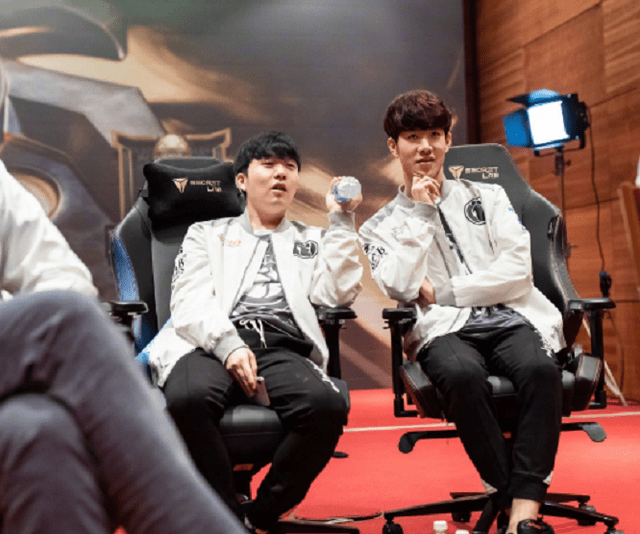 DK翻盘G2,Caps极限生还后反打宿敌对决成都决赛之夜,强势挺进下一轮的简单介绍 DK翻盘G2,Caps极限生还后反打宿敌对决成都决赛之夜,强势挺进下一轮的简单介绍